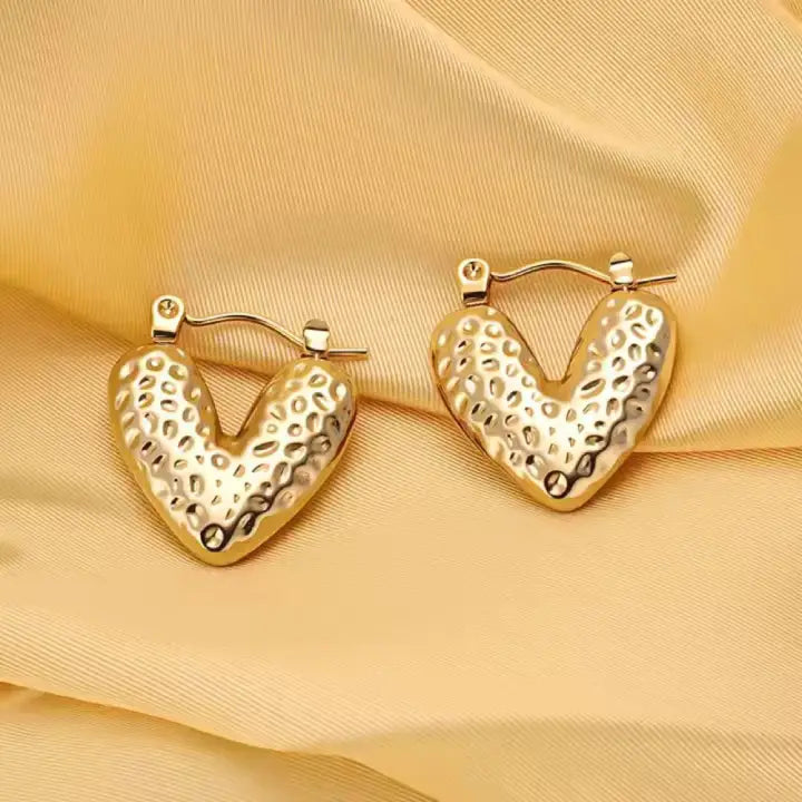 Dreamray Date Hoops Earring