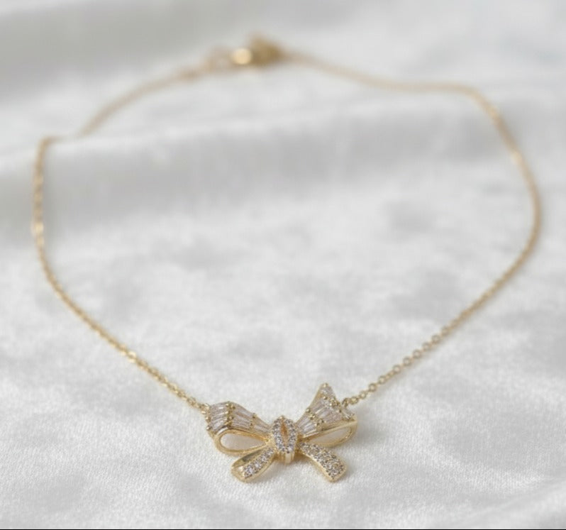 Bow Pendant