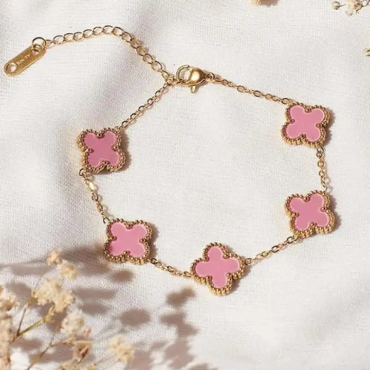 Classy Clover Bracelet
