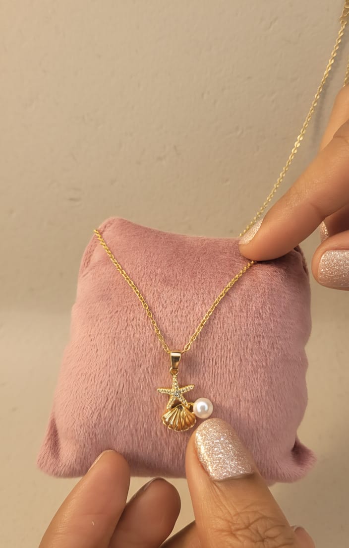 Star pearl pendant