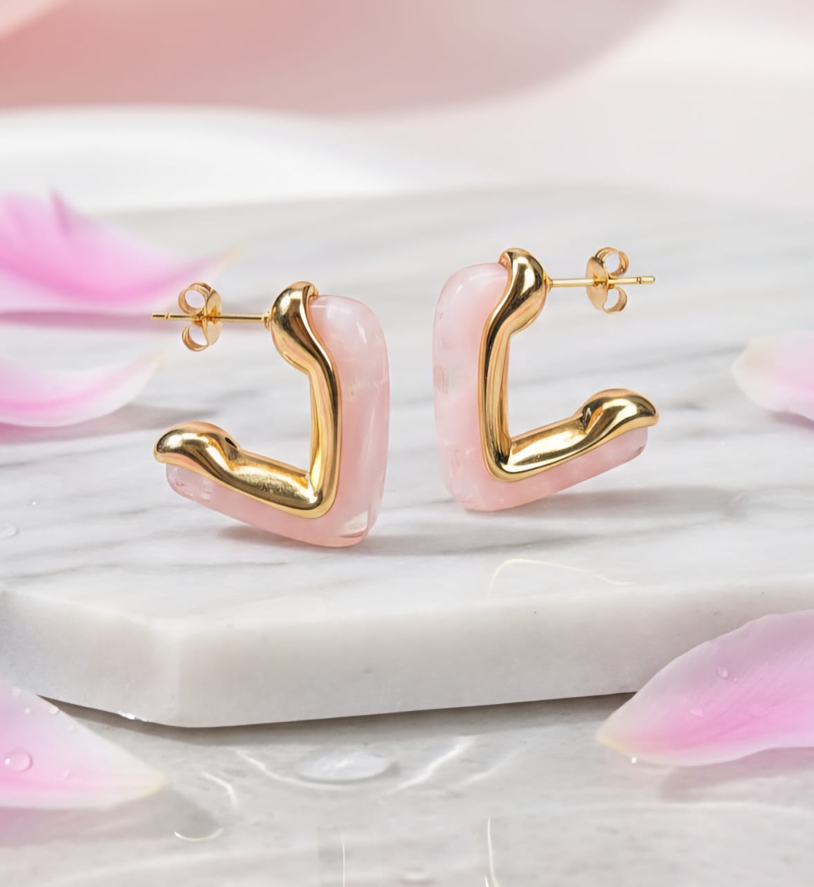 Resin Acrylic C shape sweet heart earring