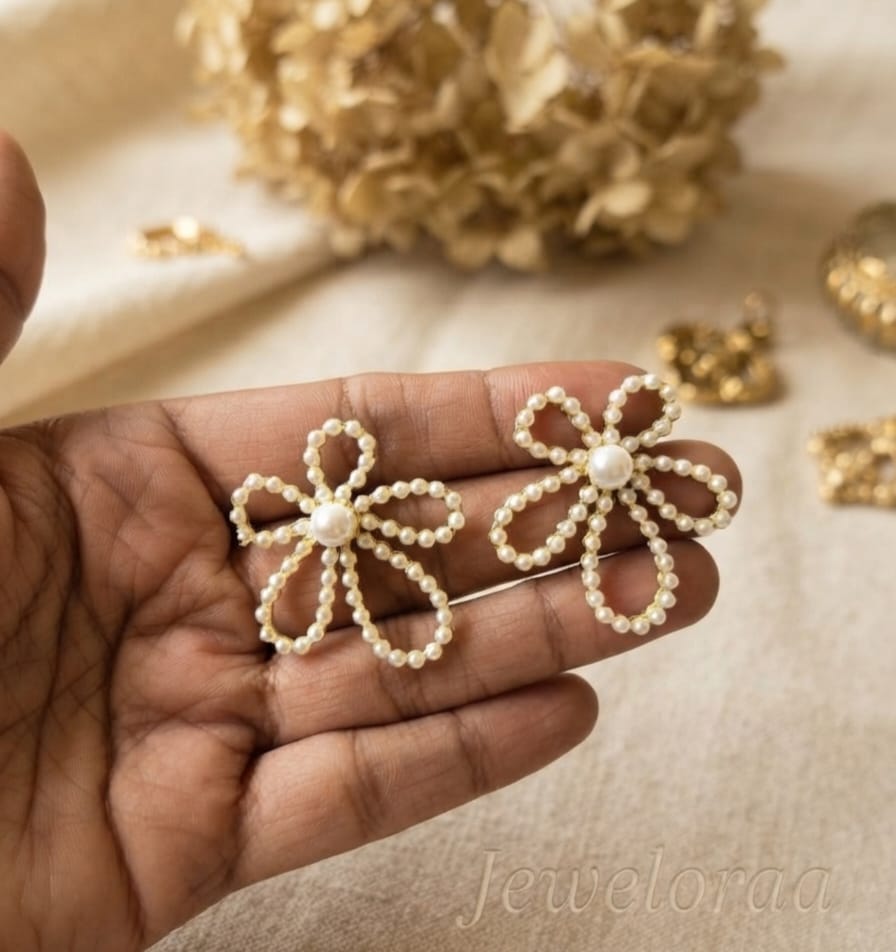 Pearl Flower Stud 46