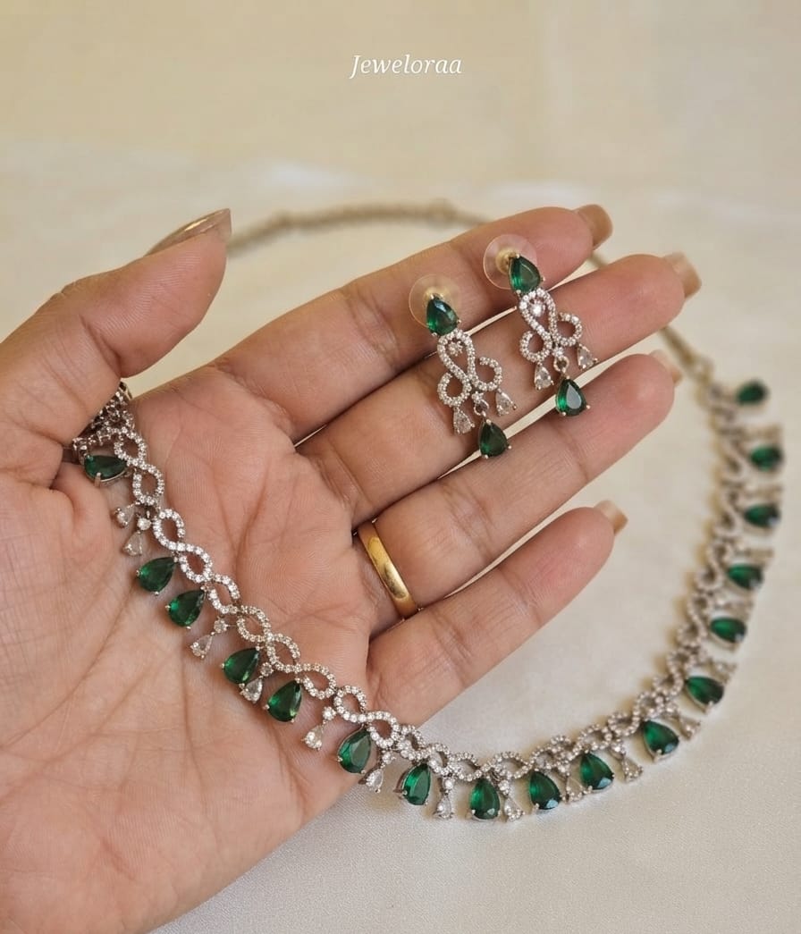 Mehendi Victorian Necklace Set 11