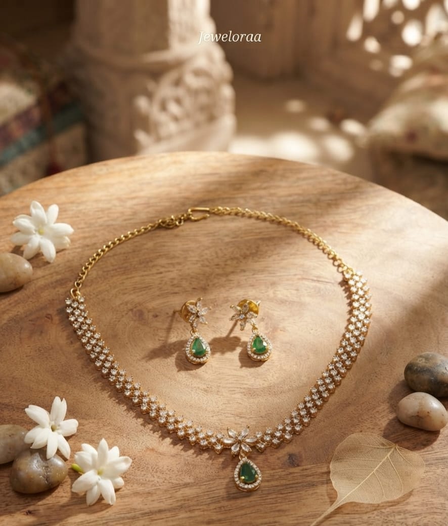 Green Victorian Necklace Set 14