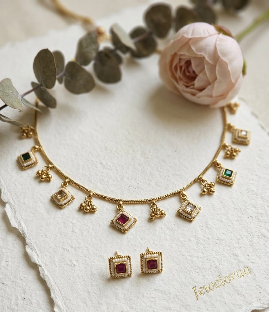 Sleek Square Rajwadi Choker 14