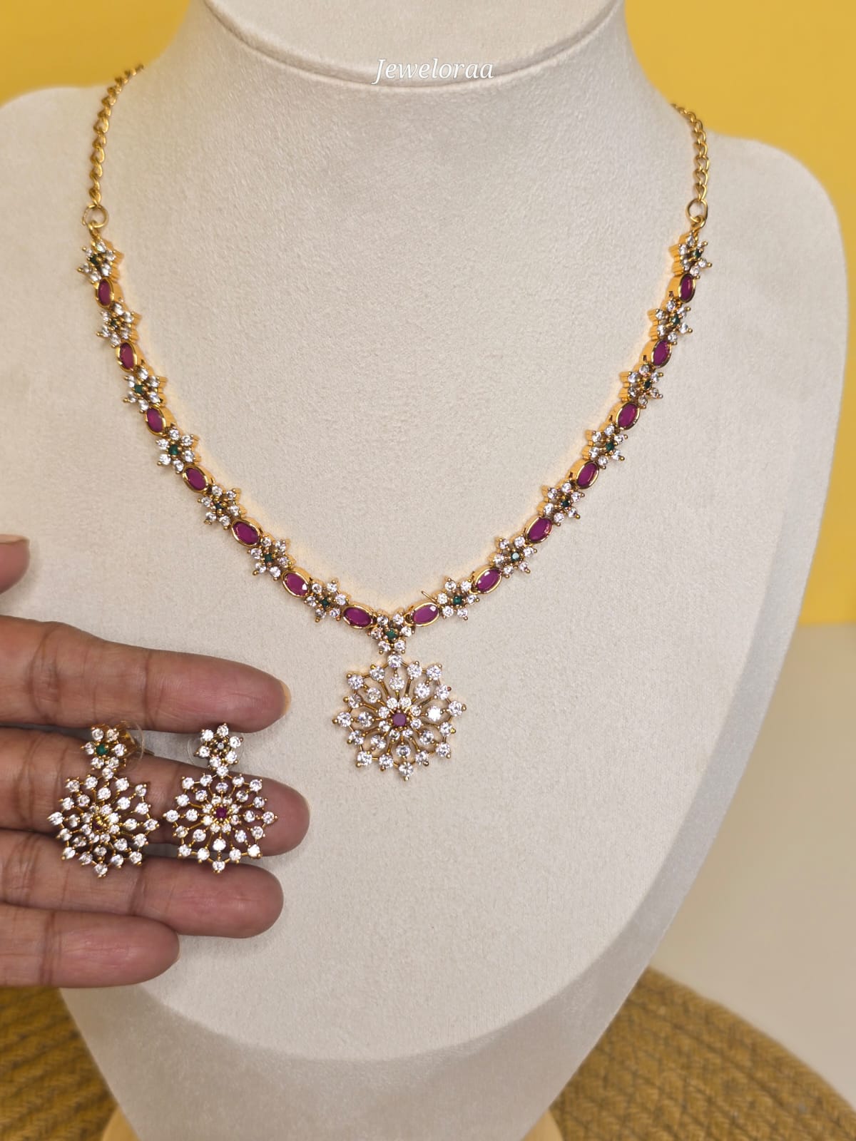 Floral Victorian Necklace Set 02