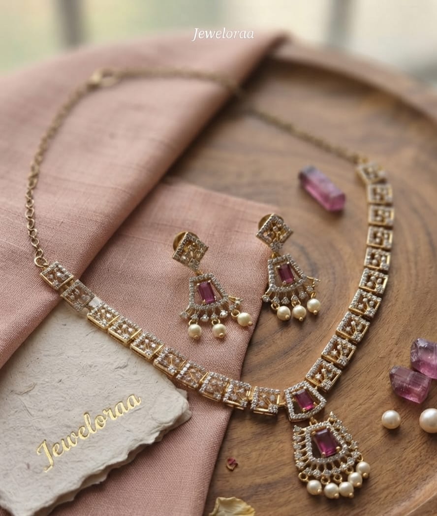 Victorian Necklace Set 01