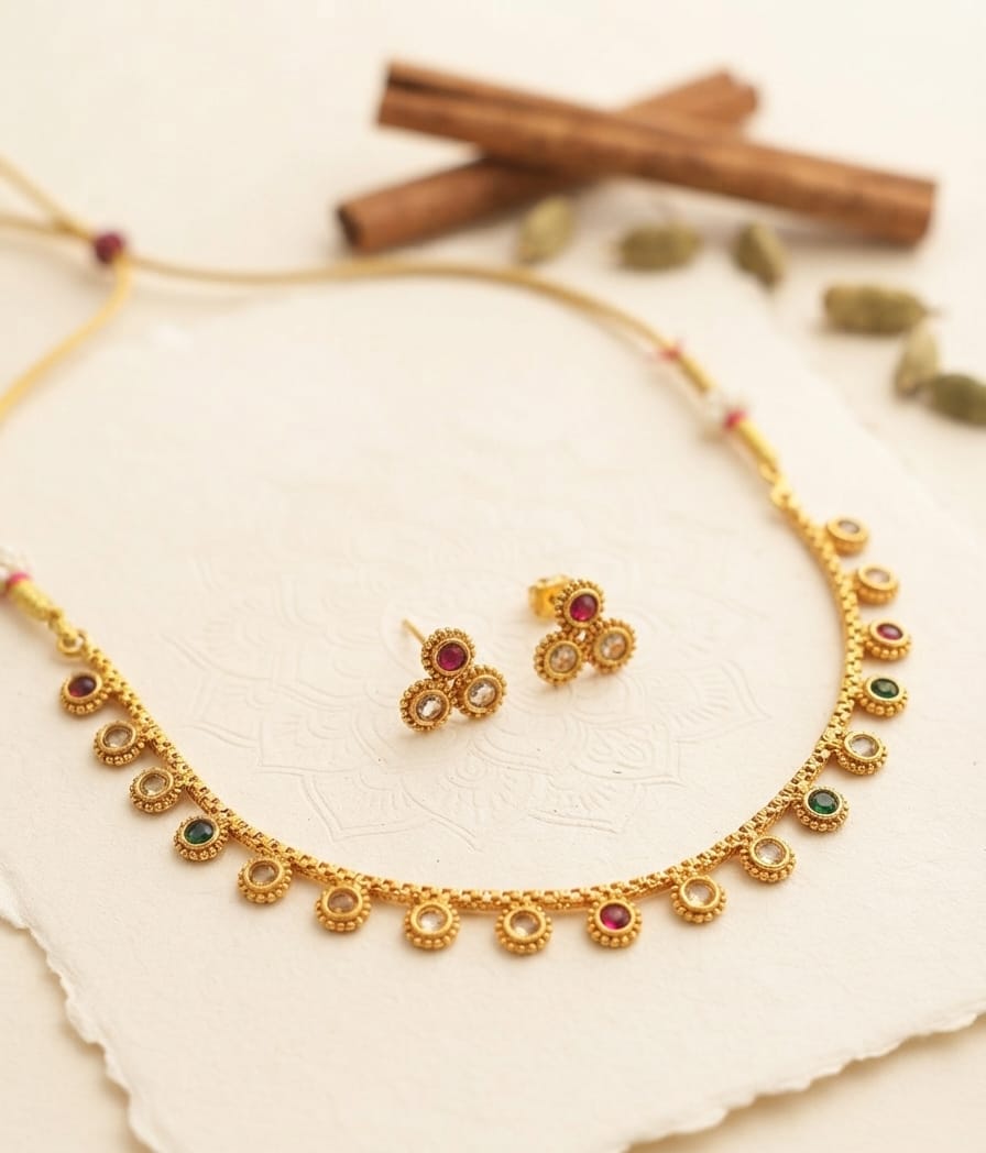 Sleek Choker 10